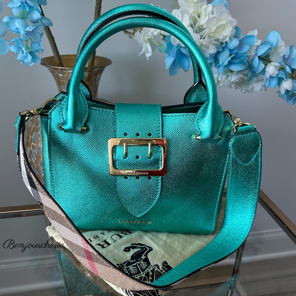 Authentic Burberry Turquoise bag - Picture 2 of 16